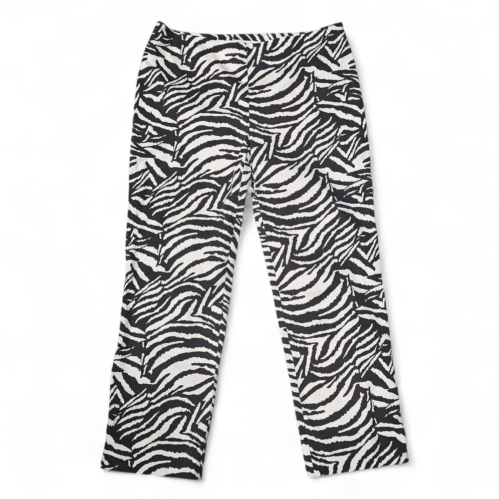 Chicos Ultimate Fit ‎ Zebra Print Cropped Pants Size 00